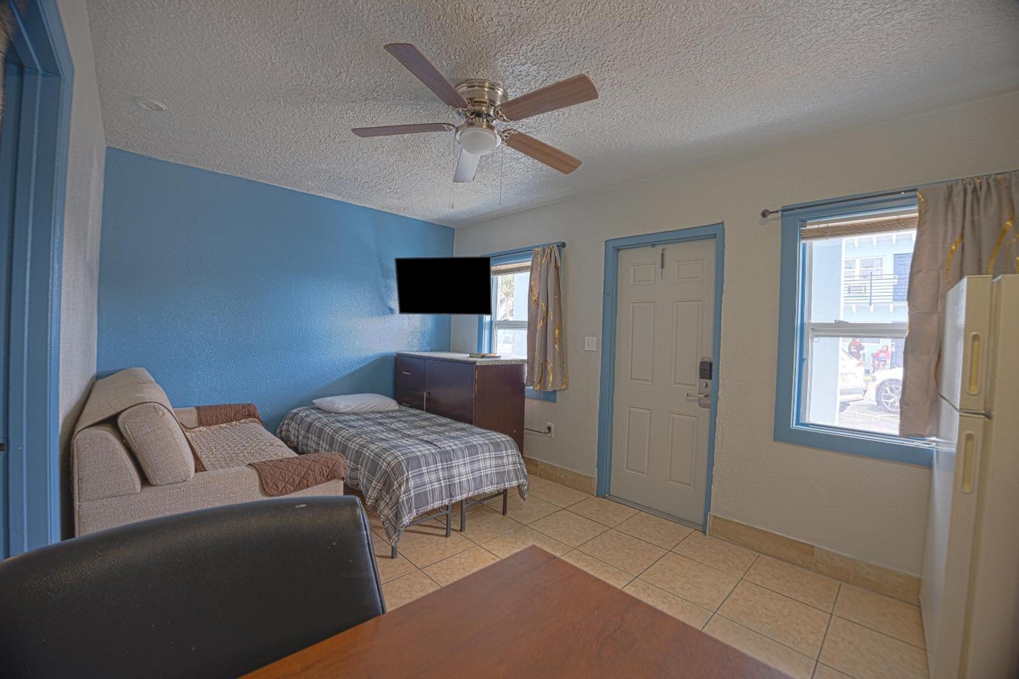Aladdin Motel By Oyo Merritt Island Dış mekan fotoğraf